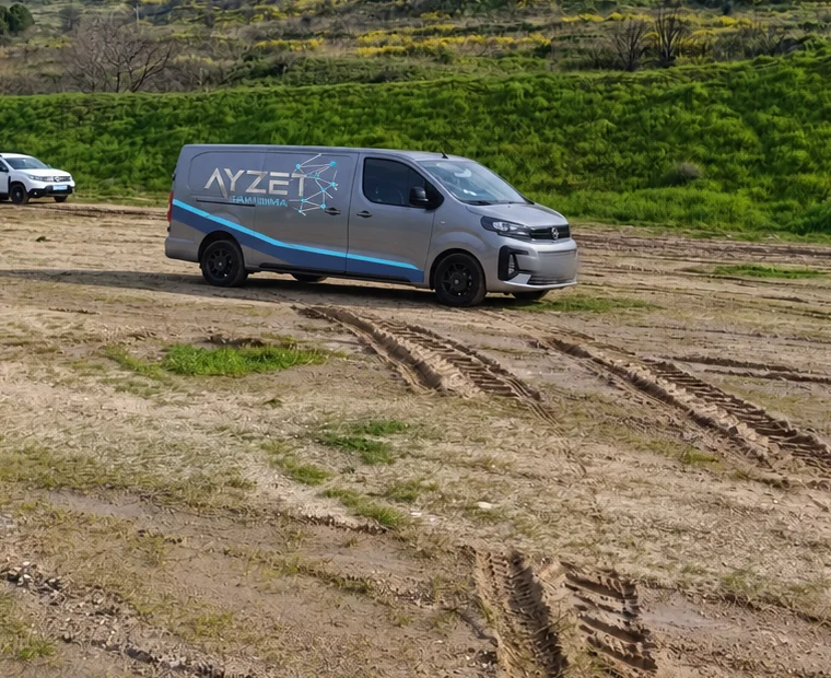 Eğitim alanında AYZET servis aracı